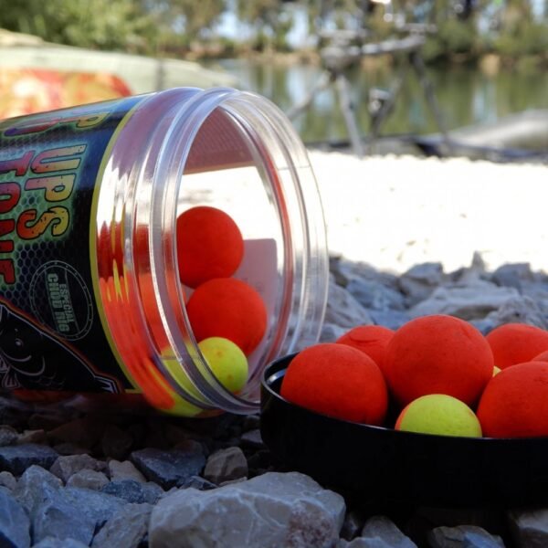 Fluor Pop Ups Robin Red 14 y 20 mm – Vista de los cebos con colores fluorescentes