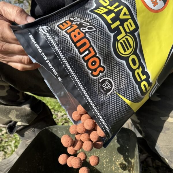 Soluble Boilies Krill & Crab 20 mm 3,5 kg Pro Elite Baits – Cebo de disolución rápida disponible en Carpext